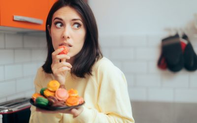 What Are Cortisol-Triggering Foods? What to Avoid and What to Eat Instead